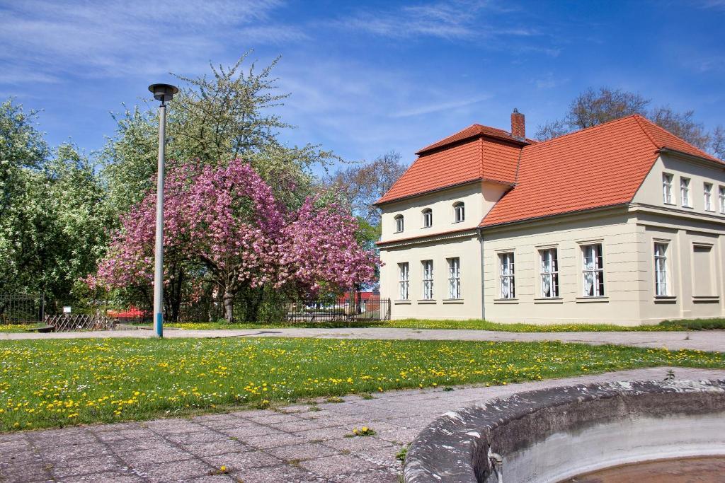 Gaestehaus Schloss Plaue Бранденбург Екстериор снимка
